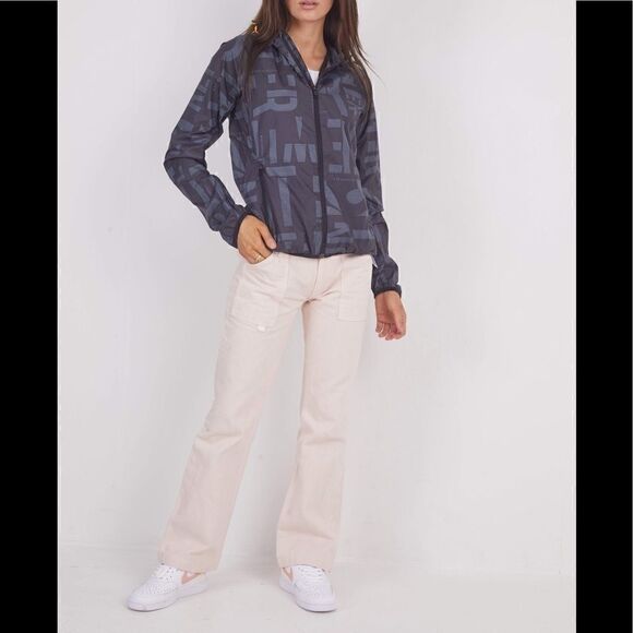 vintage reebok windbreaker jacket   - Picture 2 of 7